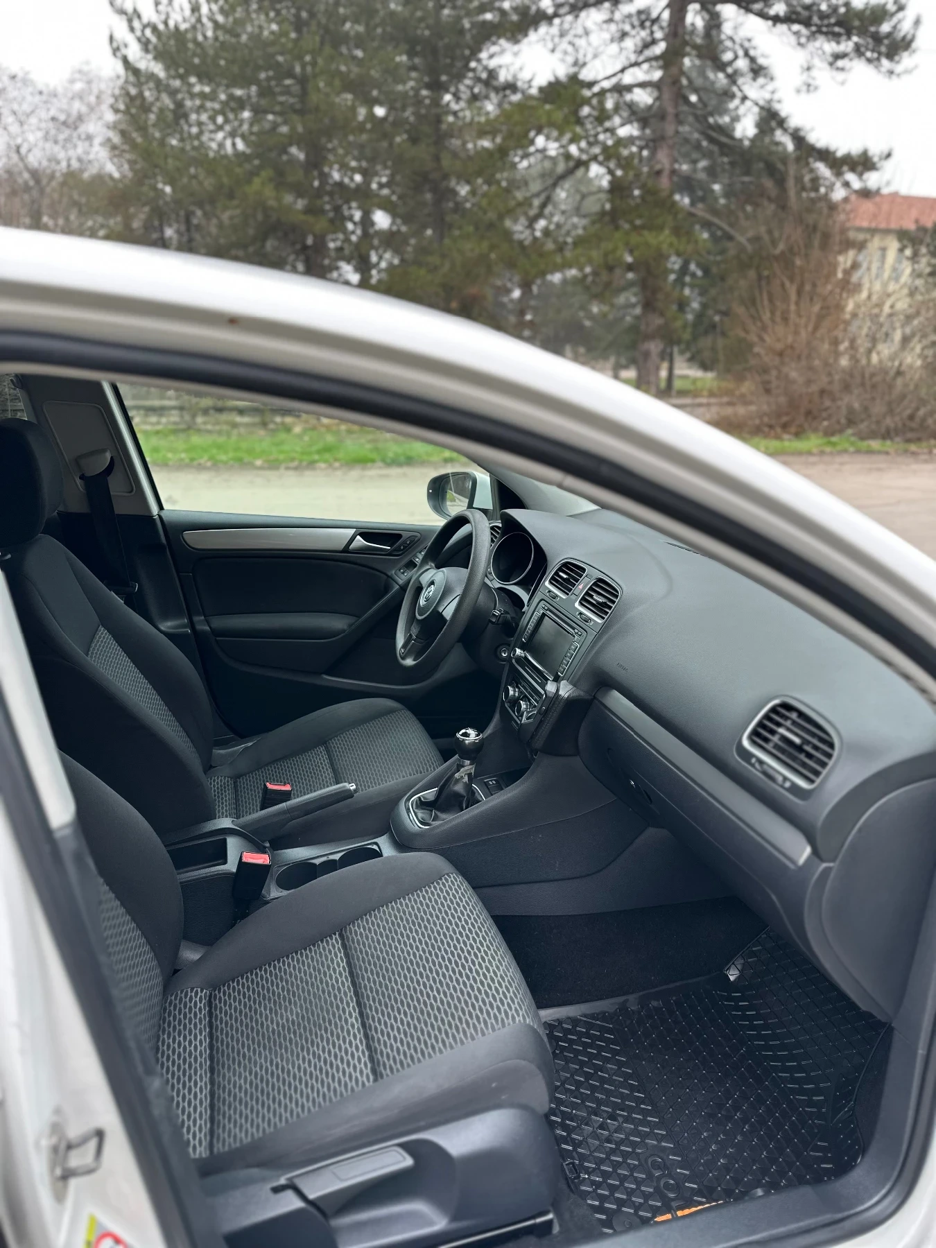 VW Golf 2.0 TDI 110kc * ���� �����*  | Mobile.bg � ����������� 9
