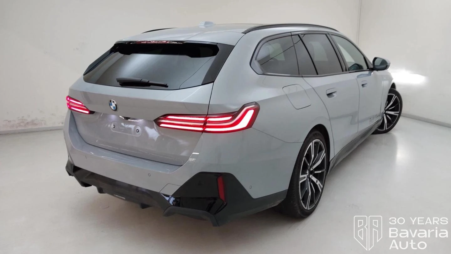 BMW 520 d xDrive Touring M Sport Paket Steptronic - изображение 3
