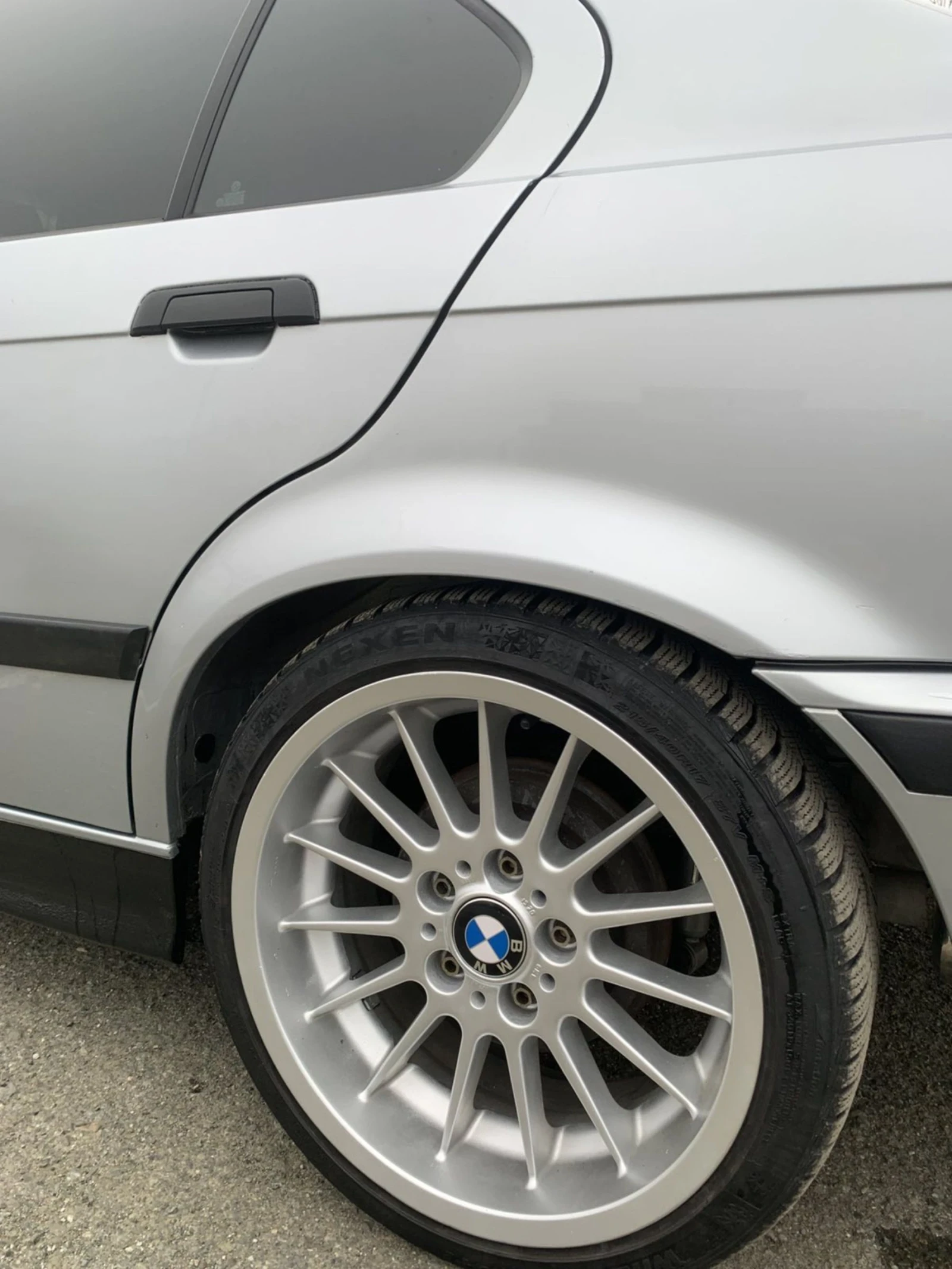 BMW 318  - изображение 9