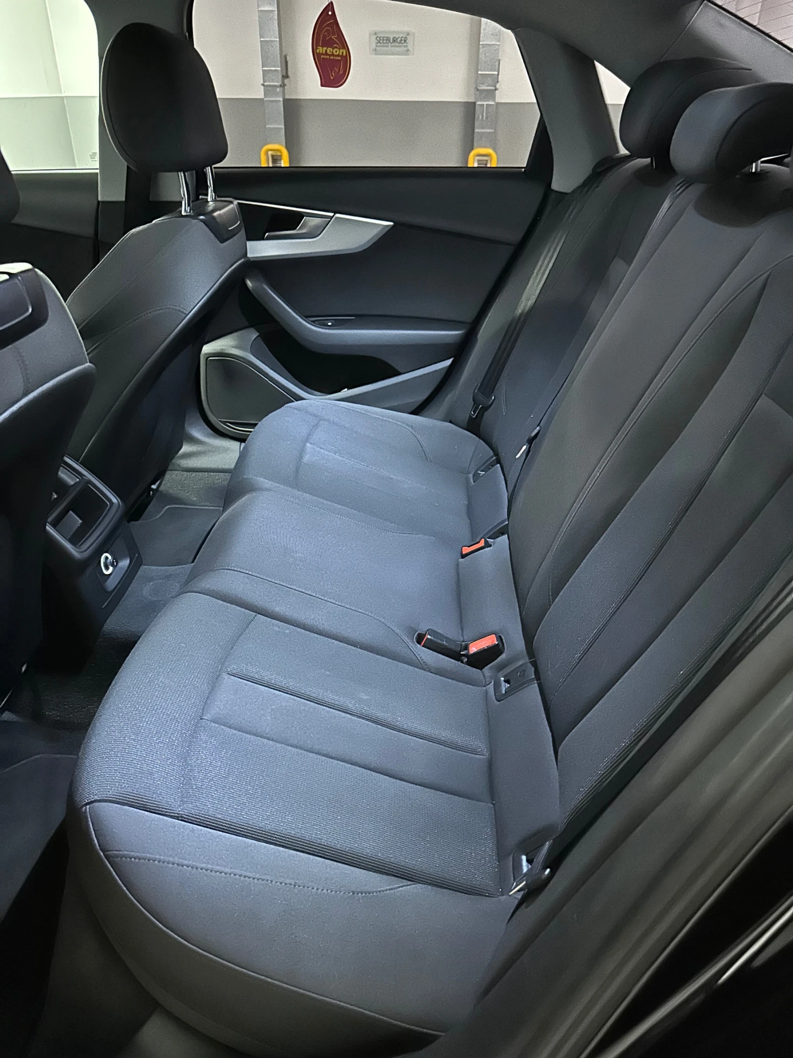 Audi A4, снимка 7 - Автомобили и джипове - 53778307