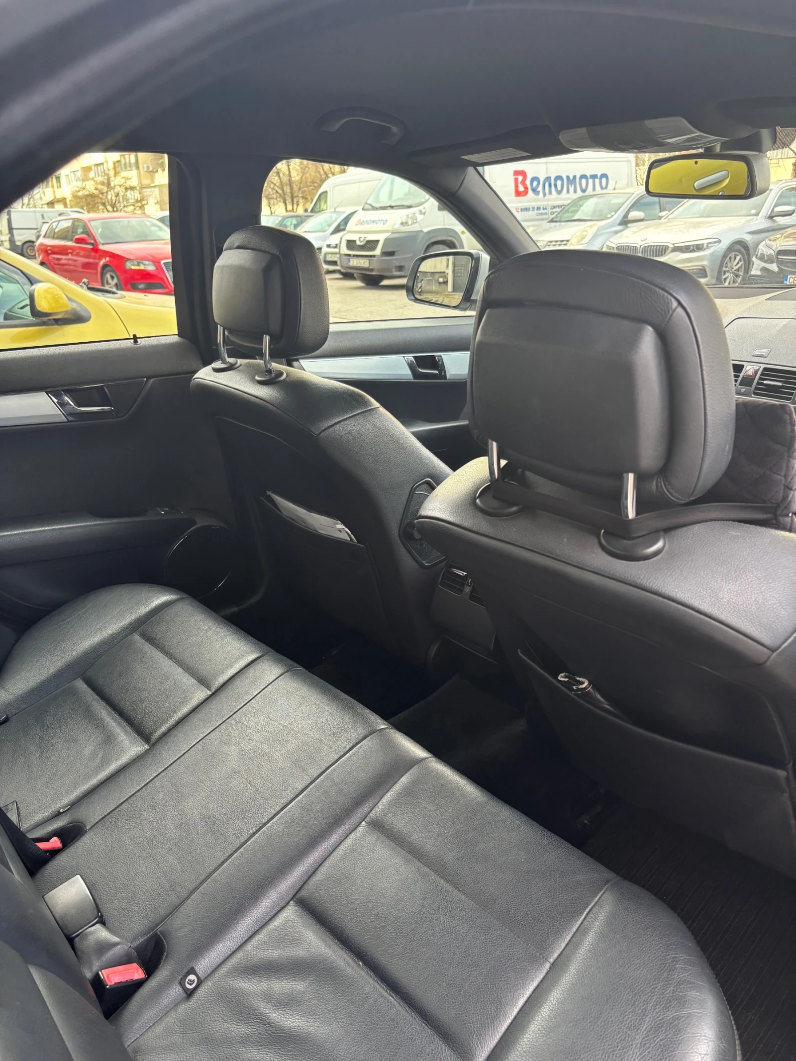Mercedes-Benz C 200, снимка 8 - Автомобили и джипове - 53781858