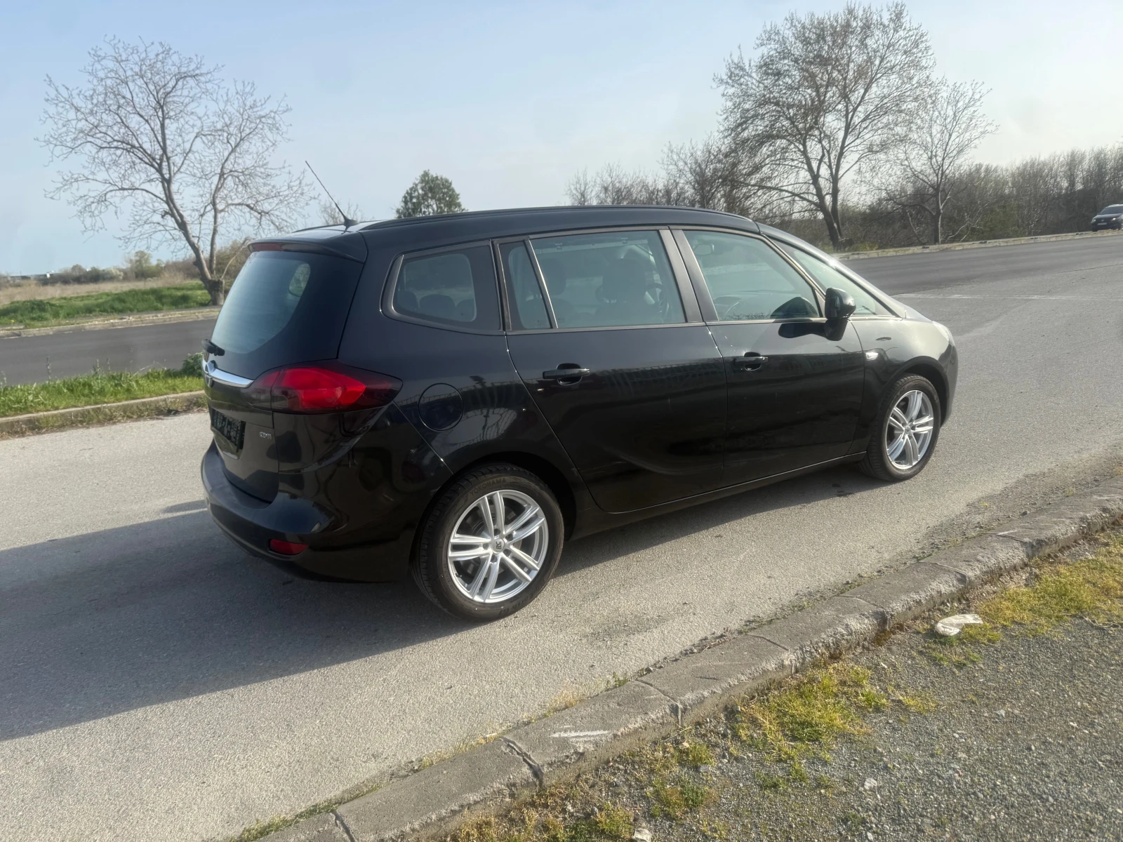 Opel Zafira 2.0 AUT. ШВЕЙЦАРИЯ, снимка 3 - Автомобили и джипове - 54198603