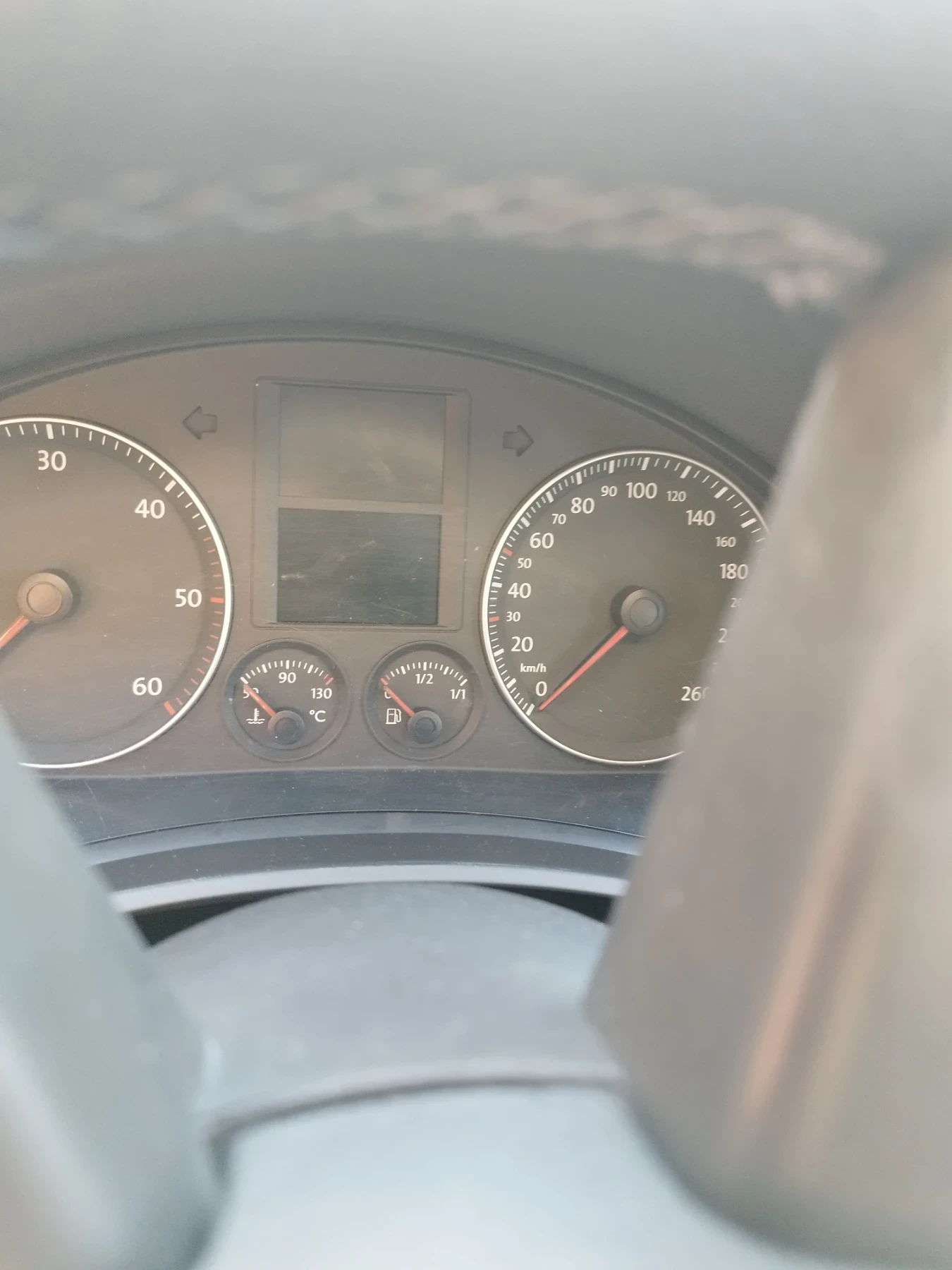 VW Golf 5, снимка 2 - Автомобили и джипове - 54443959