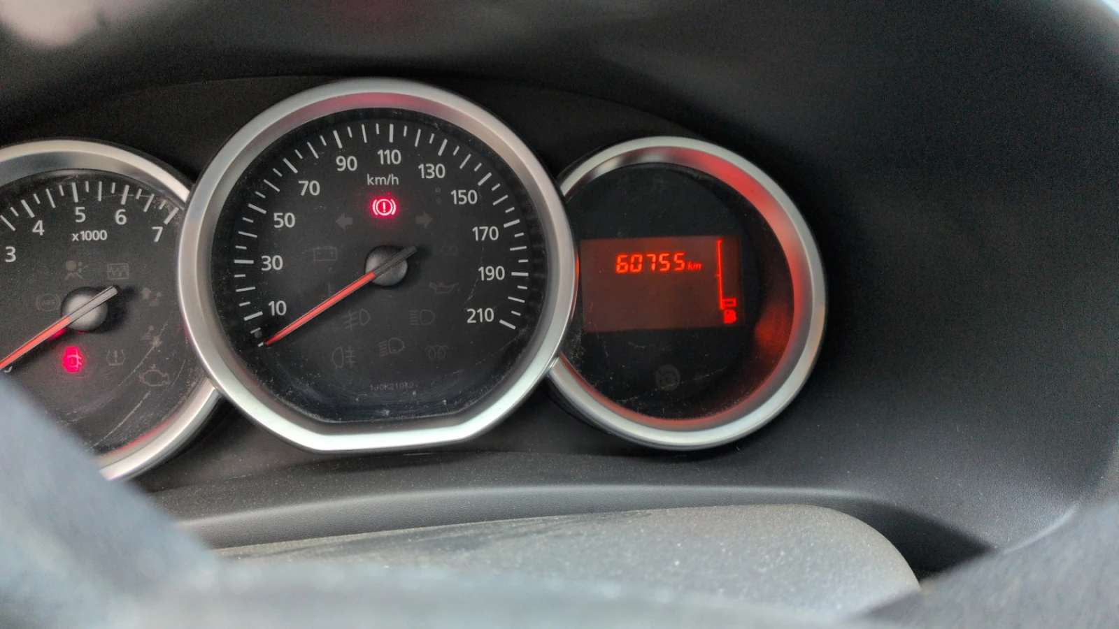 Dacia Logan, снимка 3 - Автомобили и джипове - 54740257