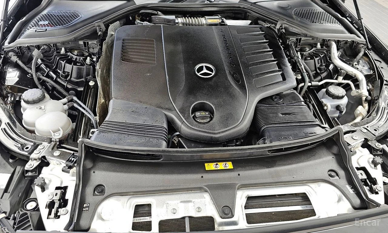 Mercedes-Benz E 450 4MATIC* ОБДУХВАНЕ* ПОДГРЕВ* 360 КАМЕРА, снимка 11 - Автомобили и джипове - 54748407