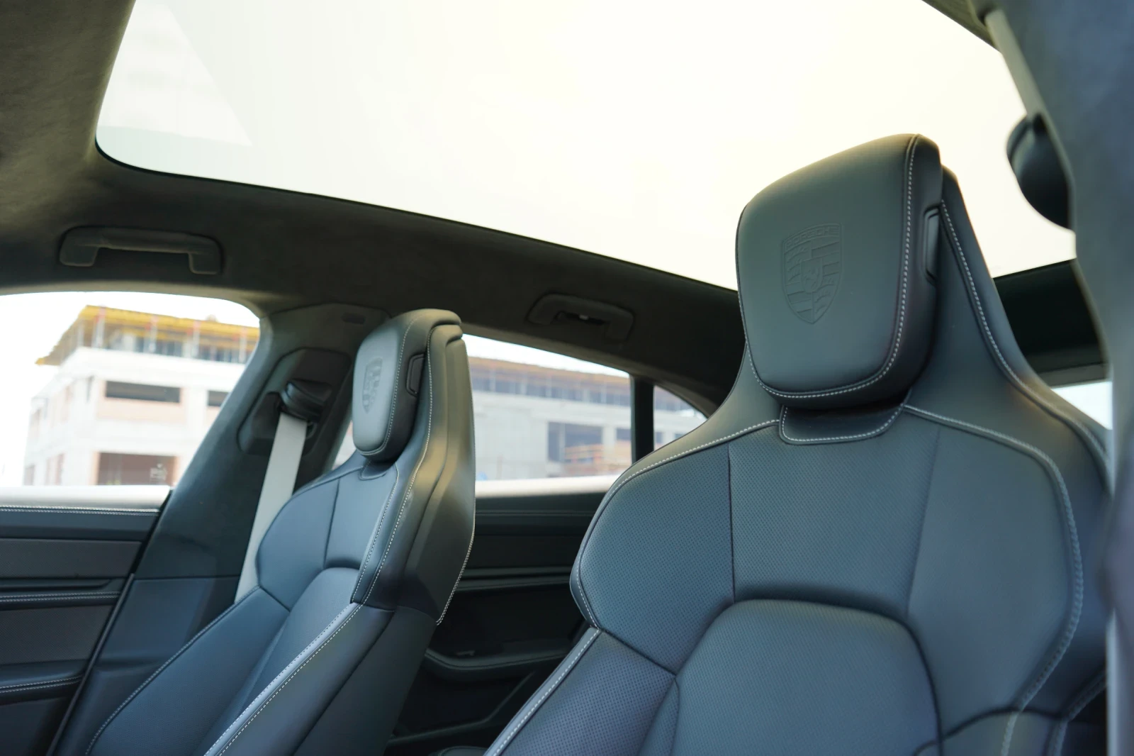 Porsche Taycan TURBO S* CROSS TURISMO* EXCLUSIVE* BURM* Approved*, снимка 8 - Автомобили и джипове - 55114691