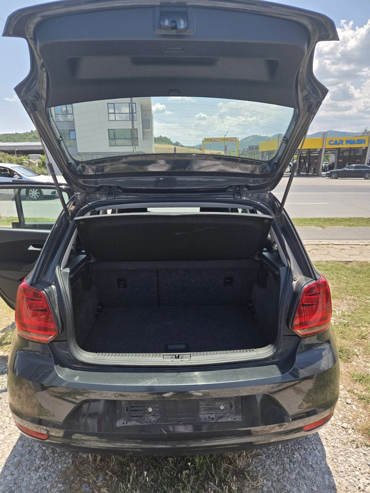VW Polo 1.4 TDI , снимка 11 - Автомобили и джипове - 55264656