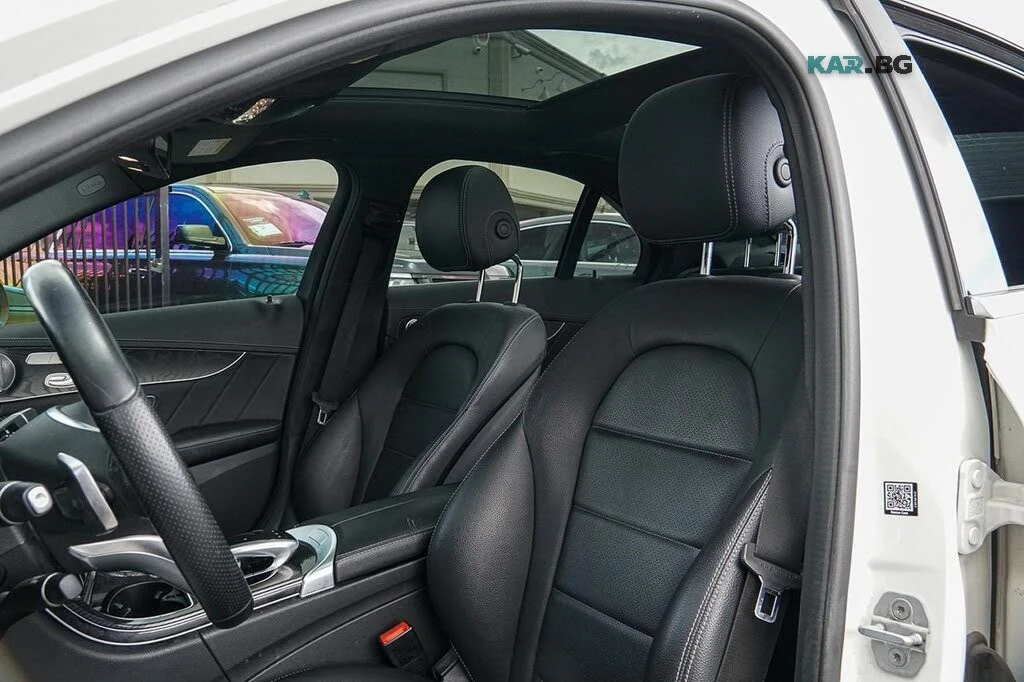 Mercedes-Benz C 400 AMG Line * HeadUp *  AвтоКредит * (ЦЕНА ДО БГ), снимка 8 - Автомобили и джипове - 55786294