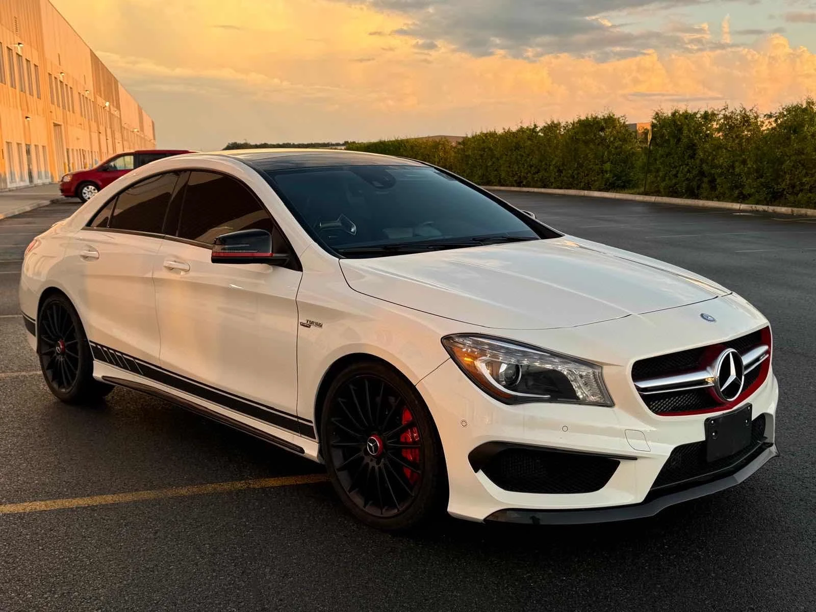 Mercedes-Benz CLA 45 AMG * CARFAX * ЦЕНА ДО БГ, снимка 3 - Автомобили и джипове - 55876021