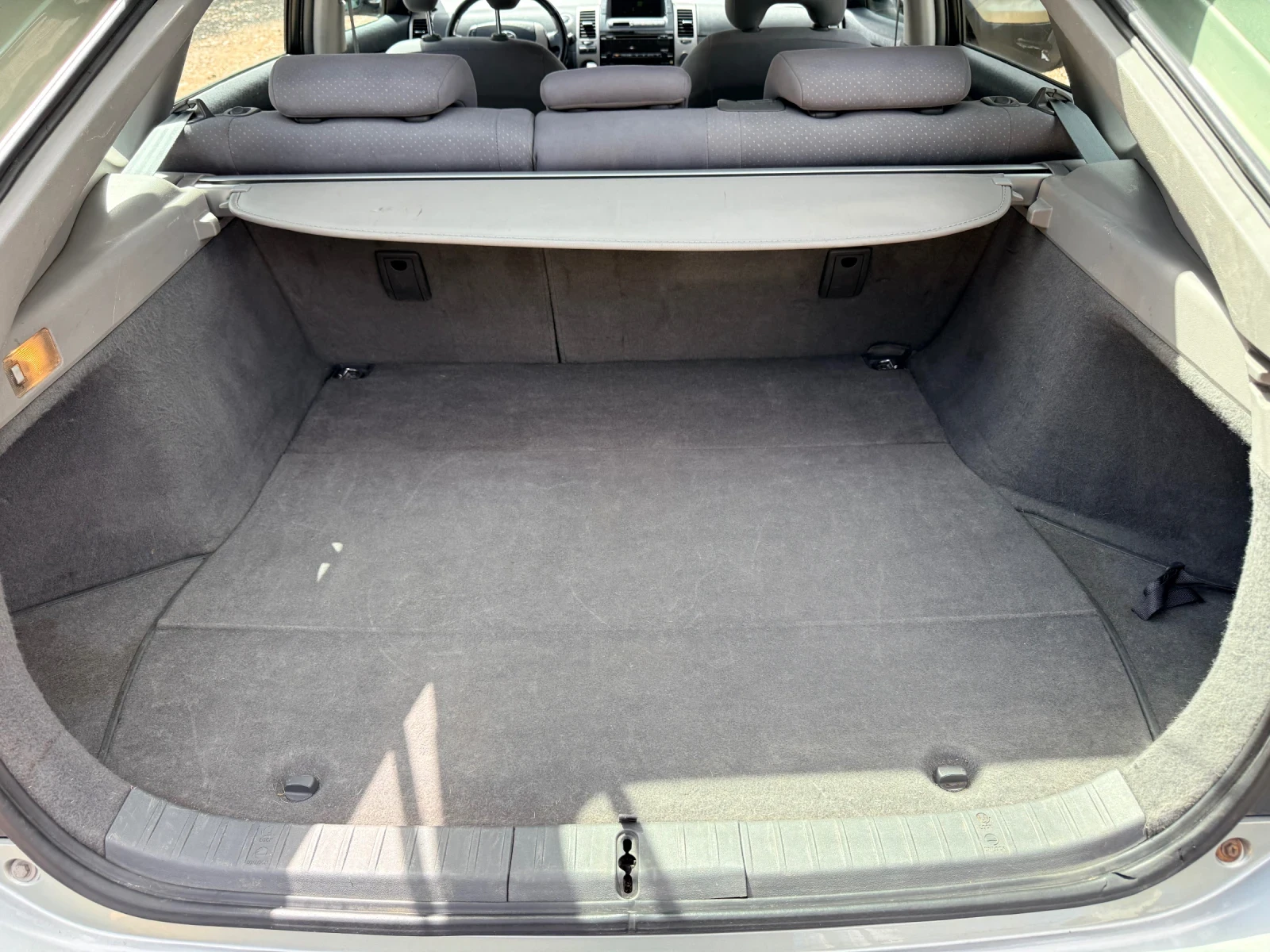 Toyota Prius FACE* JBL* ОБСЛУЖЕН* РЕГИСТРИРАН, снимка 14 - Автомобили и джипове - 56240176