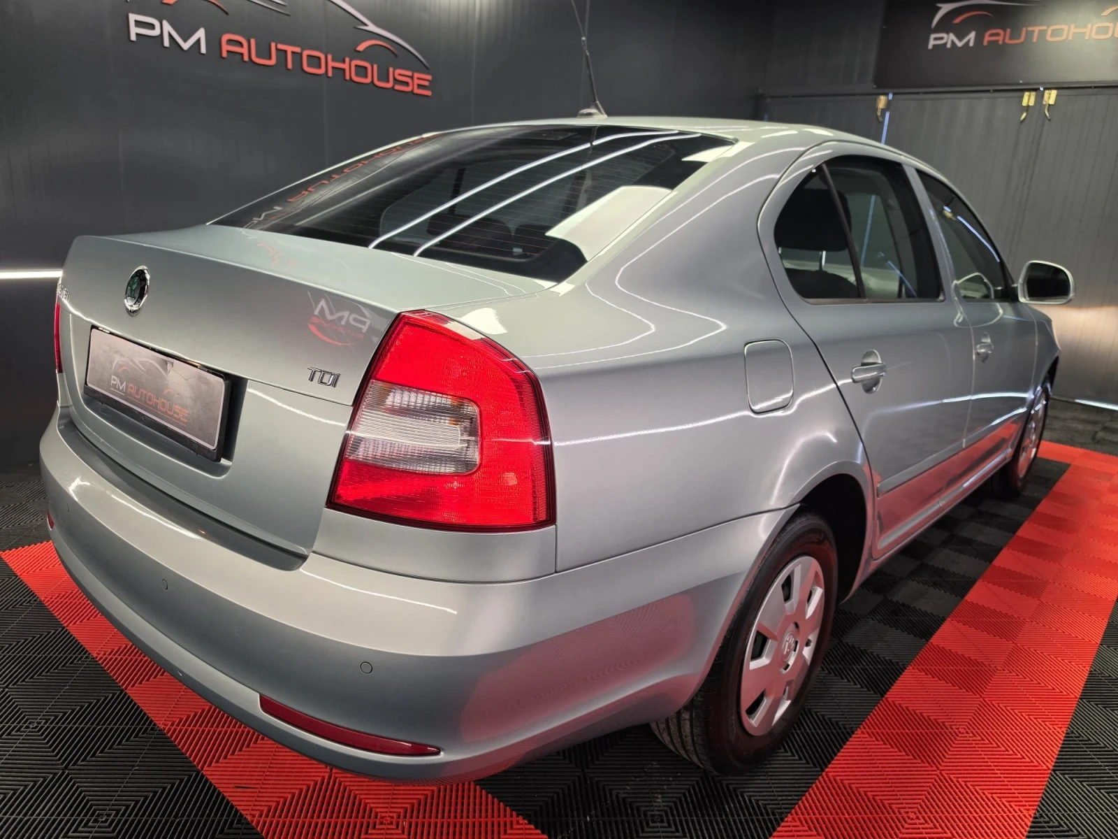 Skoda Octavia 1.6TDI* FACELIFT* 2012�* ELEGANCE* ����������* ��� | Mobile.bg � ����������� 4
