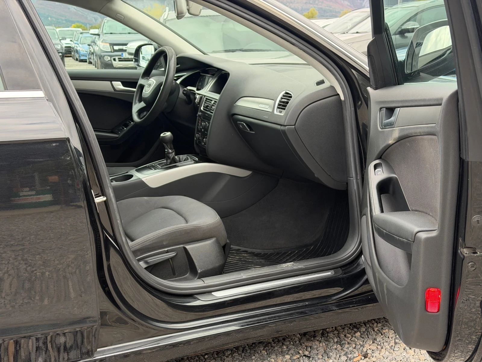 Audi A4 3.0TDi 239�.� * Quattro* * �����*  | Mobile.bg � ����������� 12