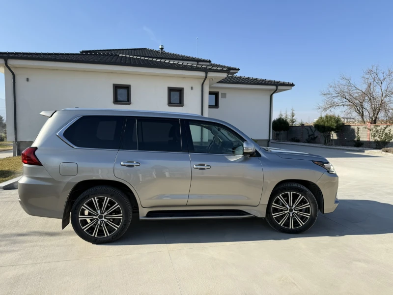 Lexus LX 570, снимка 3 - Автомобили и джипове - 49087739