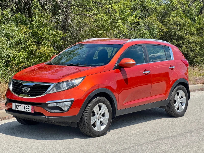 Kia Sportage 2.0 CRDI 4x4, снимка 2 - Автомобили и джипове - 51081364