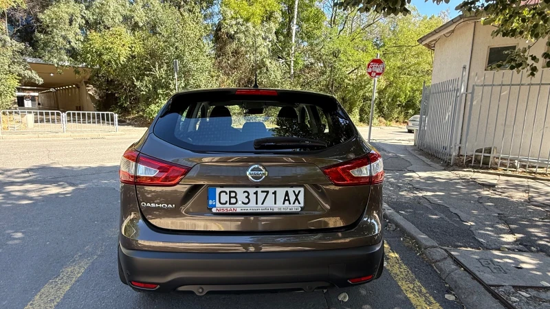 Nissan Qashqai, снимка 5 - Автомобили и джипове - 52174618