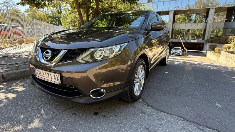 Nissan Qashqai, снимка 3 - Автомобили и джипове - 52174618