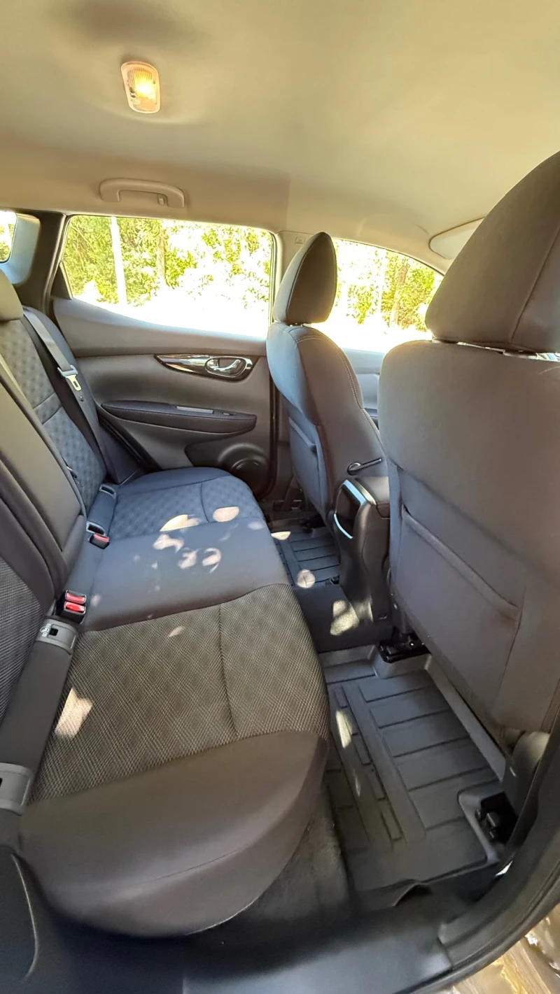 Nissan Qashqai, снимка 10 - Автомобили и джипове - 52174618