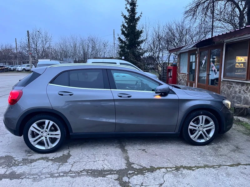 Mercedes-Benz GLA 220 4matic, снимка 3 - Автомобили и джипове - 53179705