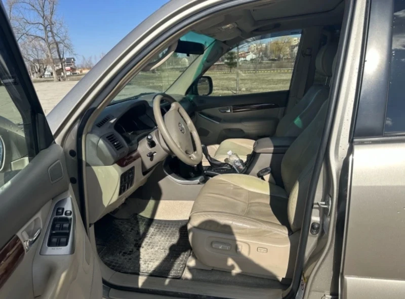 Toyota Land cruiser 120, снимка 11 - Автомобили и джипове - 53575945