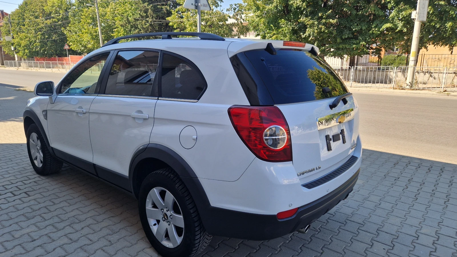 Chevrolet Captiva LS - изображение 6
