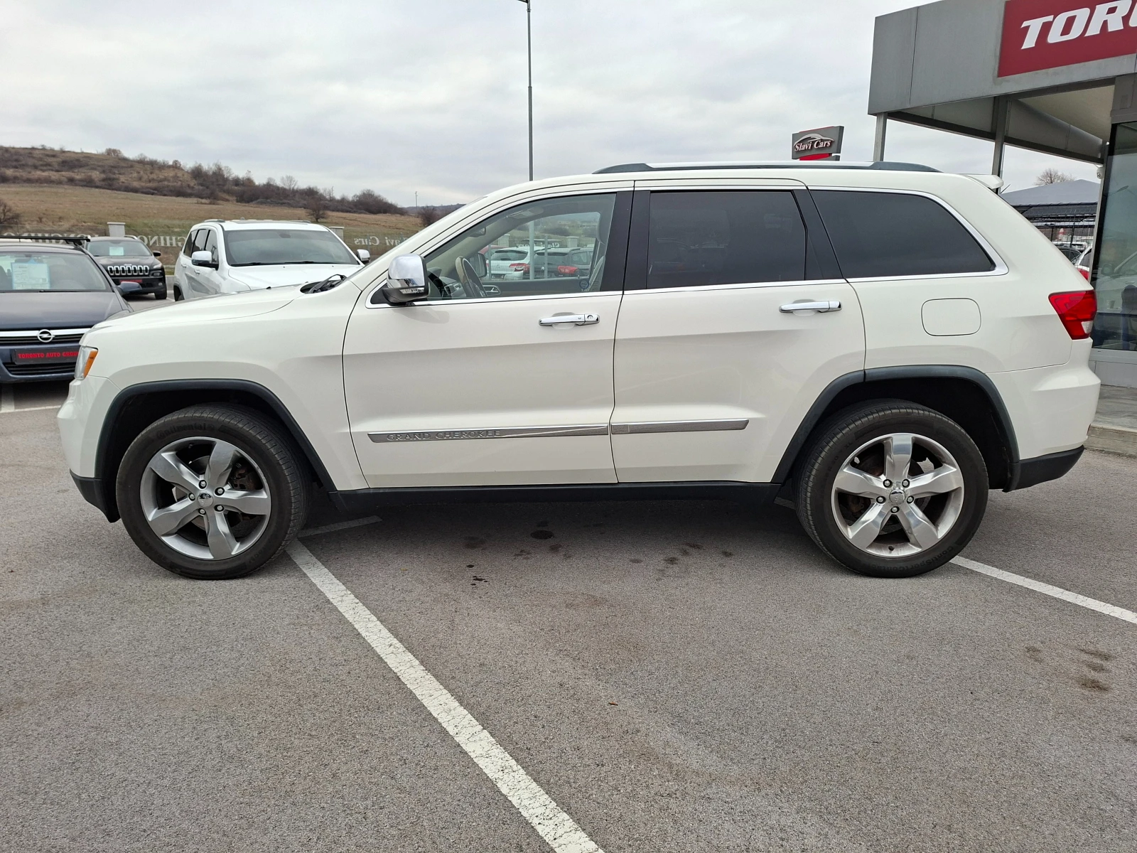 Jeep Grand cherokee 3.6 294hp OVERLAND - изображение 3