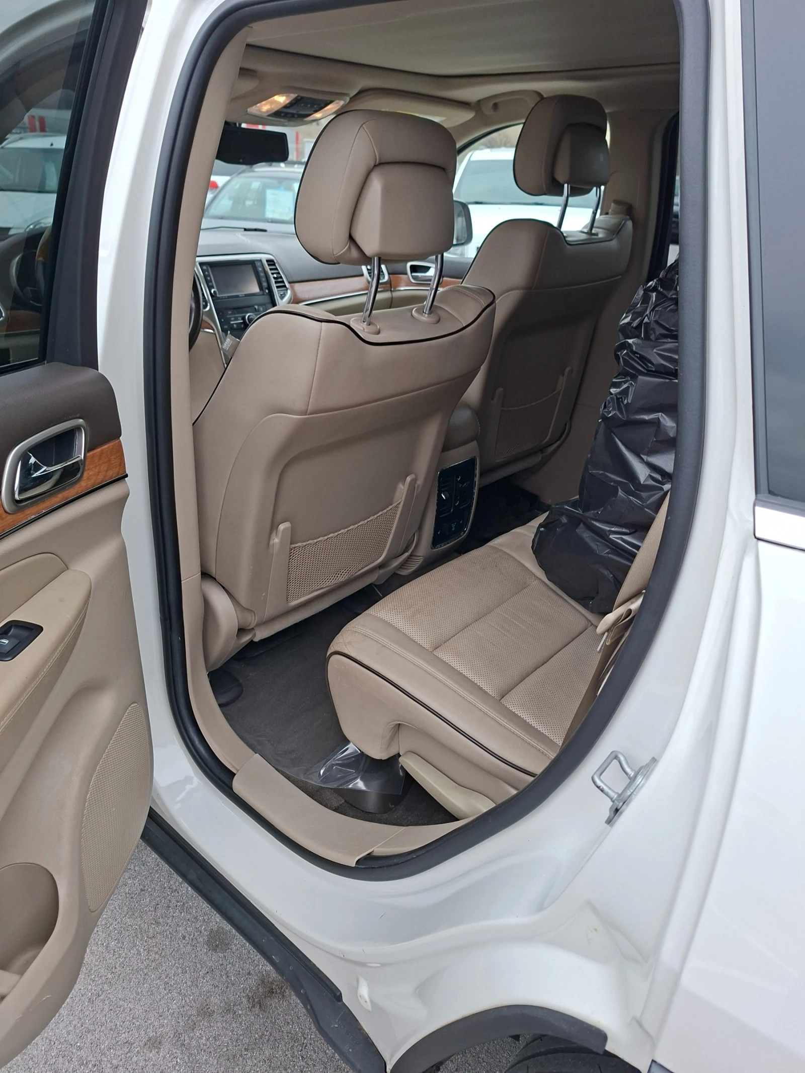 Jeep Grand cherokee 3.6 294hp OVERLAND - изображение 10