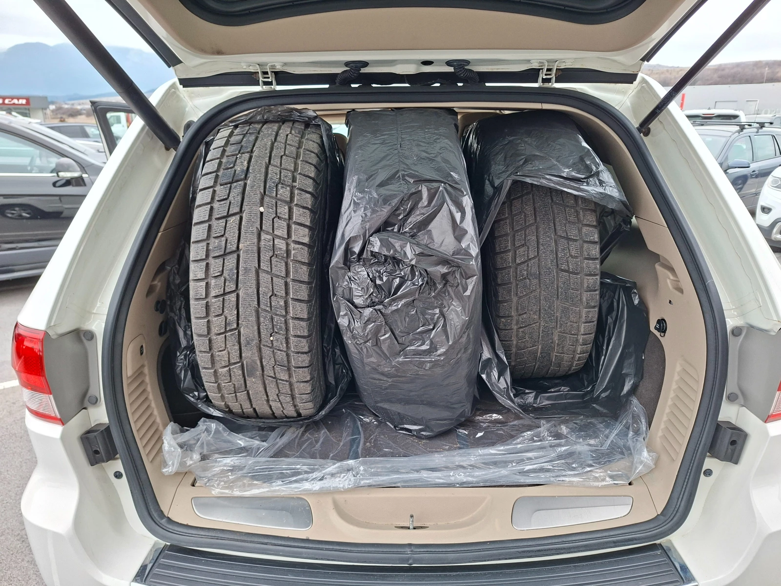 Jeep Grand cherokee 3.6 294hp OVERLAND | Mobile.bg � ����������� 11