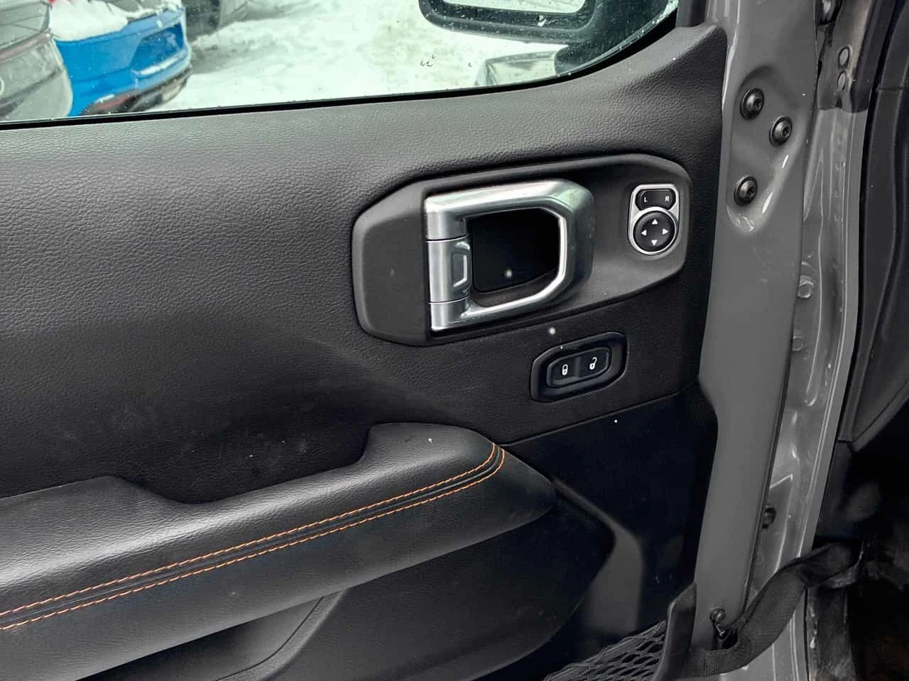 Jeep Gladiator * Mojave * 2 �����* �������* KEYLESS*  | Mobile.bg � ����������� 11