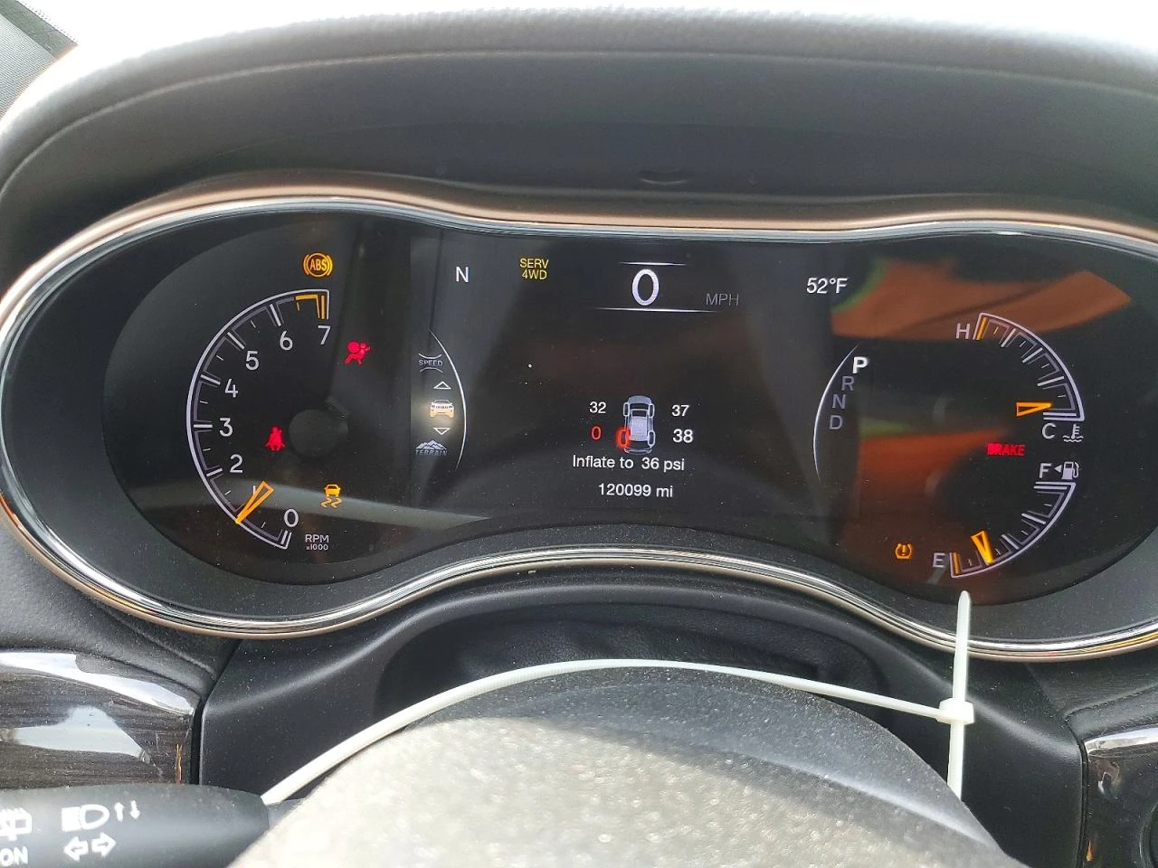 Jeep Grand cherokee OVERLAND* HARMAN/KARDON* ПАНОРАМА* ПОДГРЕВ* КАМЕРА, снимка 10 - Автомобили и джипове - 53820224