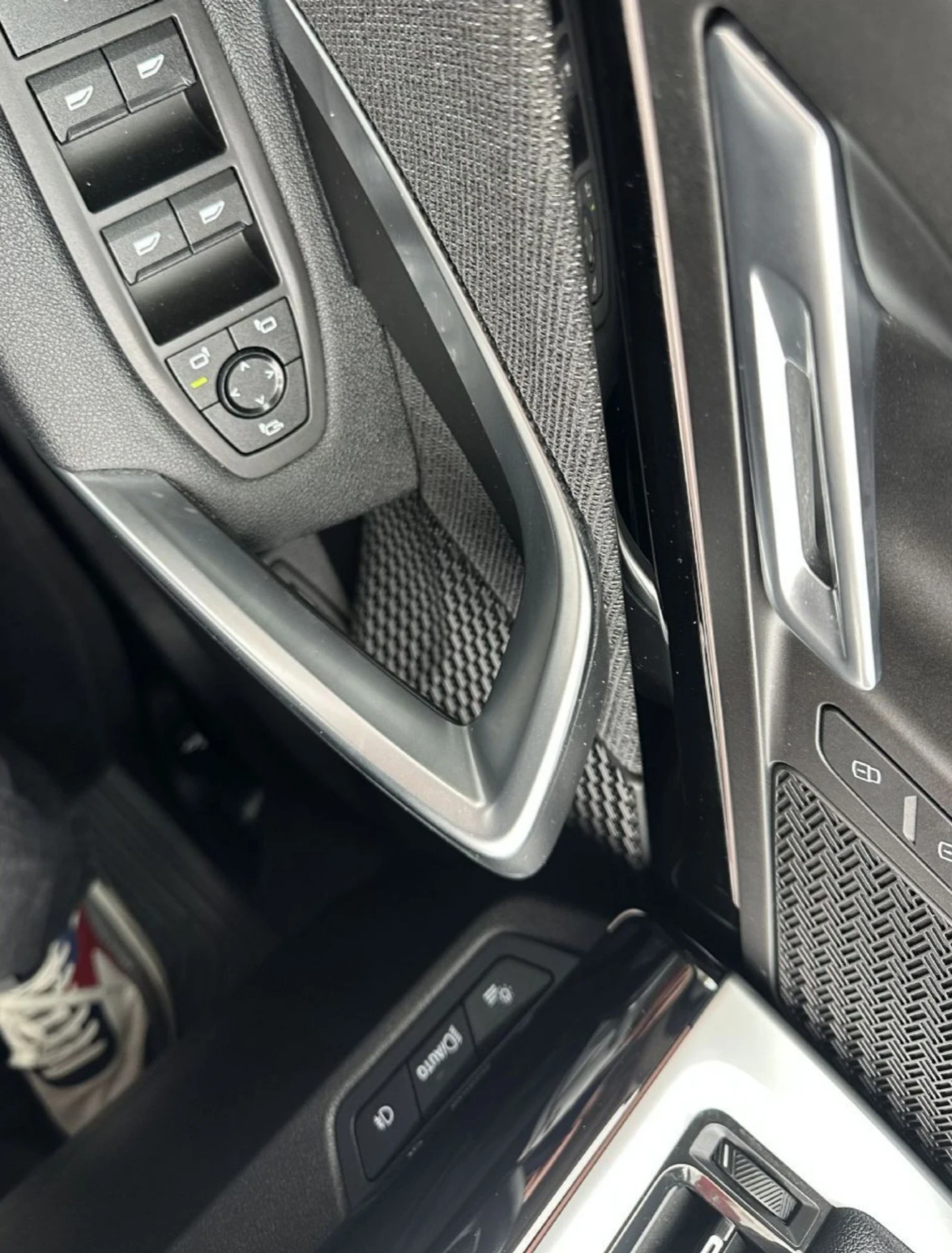 BMW X1 1.8 d.sDrive.Kamera.Led.Navi, снимка 9 - Автомобили и джипове - 53806894