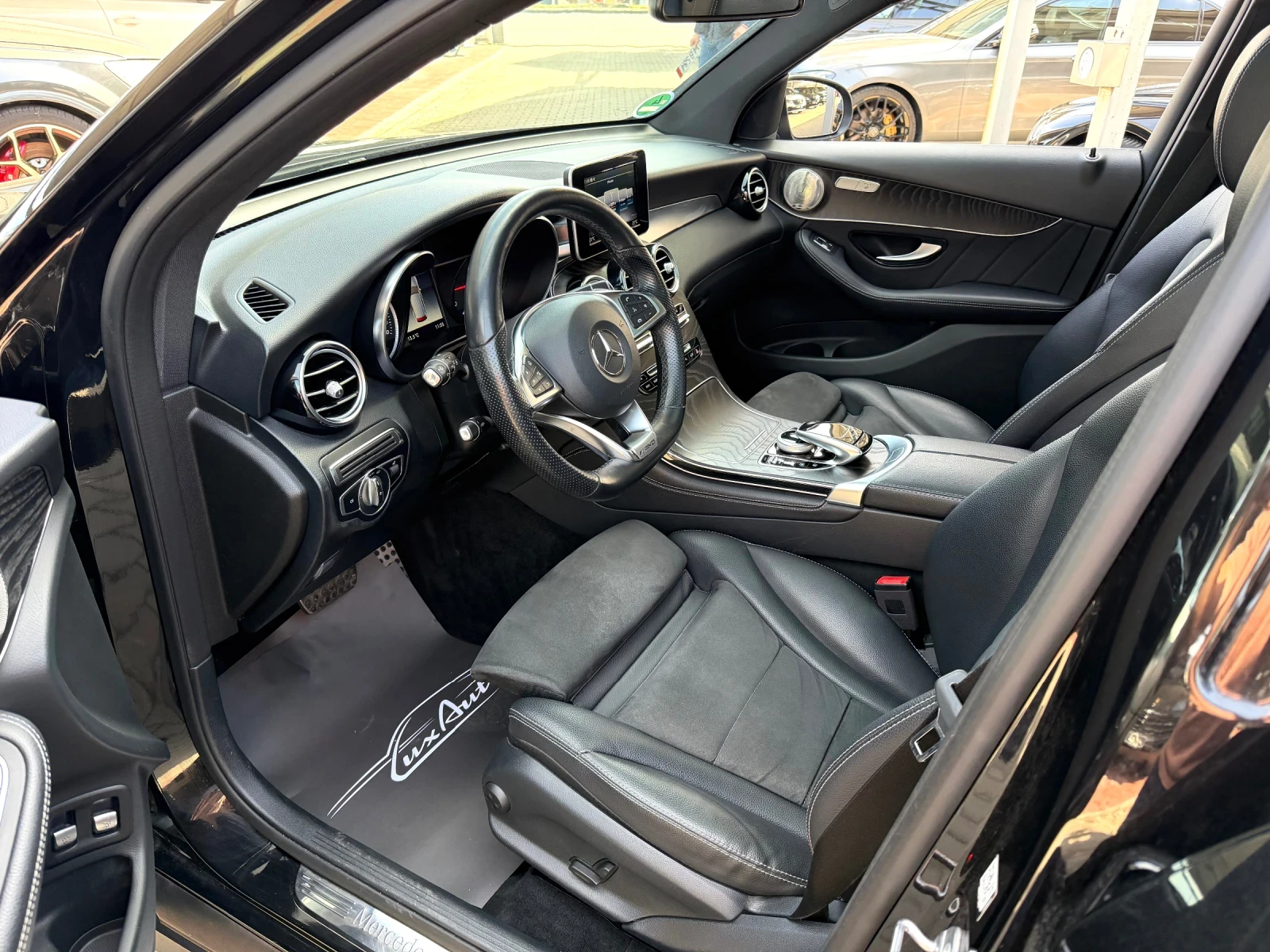 Mercedes-Benz GLC 350 D#AMG STYLE#PANORAMA#NAVI#CAMERA#ALCANTAR#102000KM, снимка 10 - Автомобили и джипове - 53818034