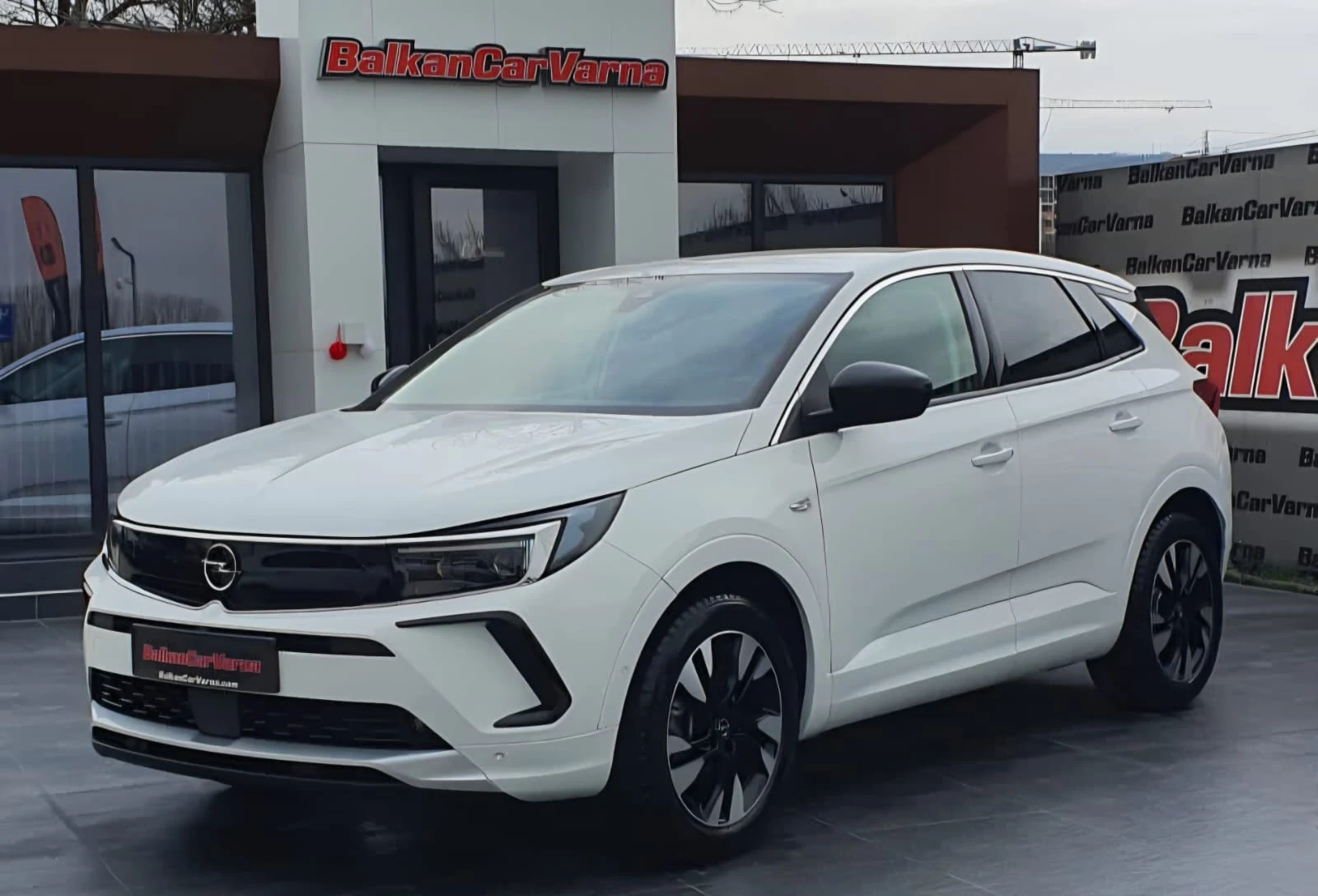 Opel Grandland 1.5d 8AT Business Elegance 45хил.км!