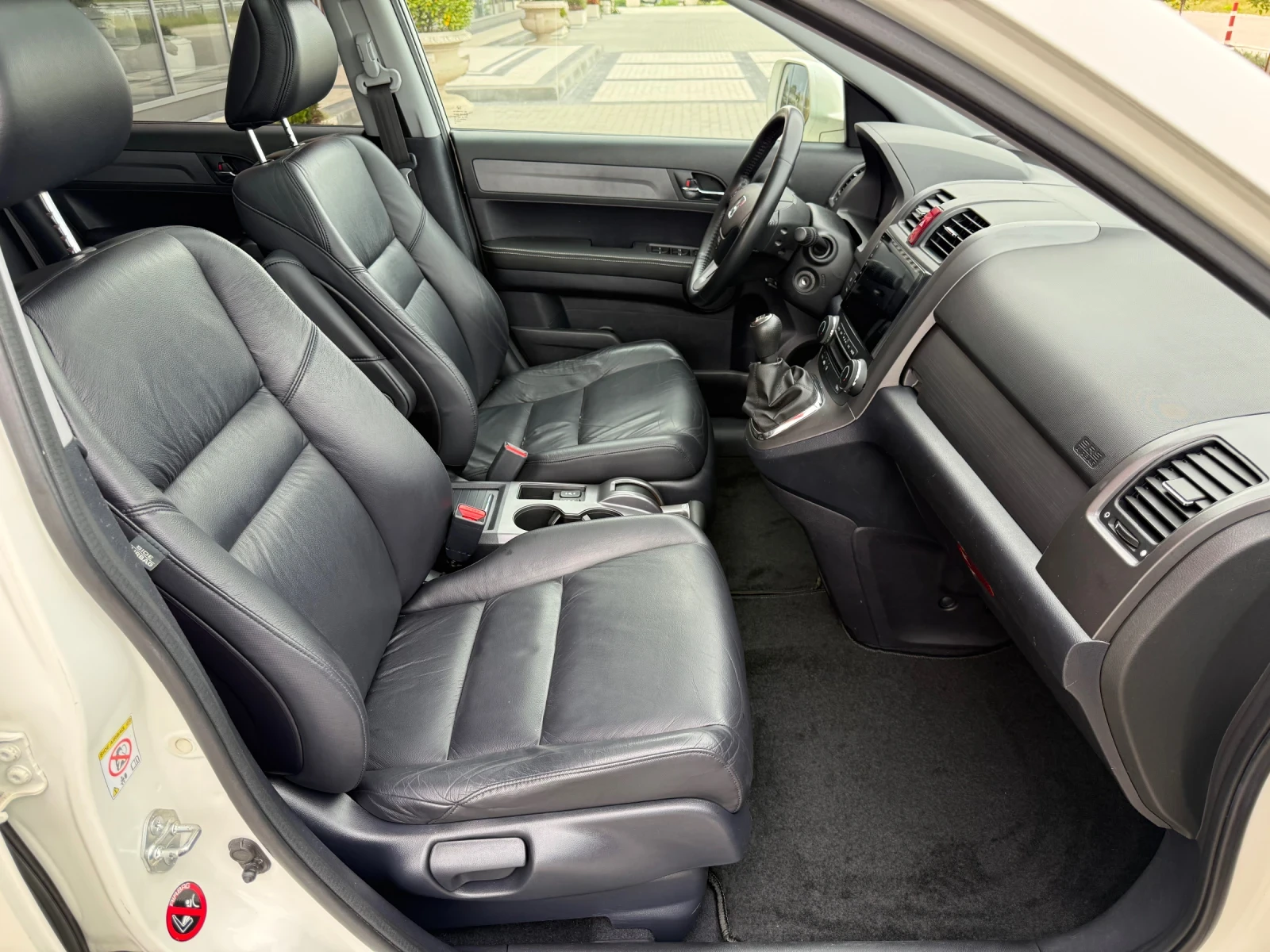 Honda Cr-v 2.2CDTi/ EXECUTIVE / KOJA / NAVI / PANO / ГАРАНЦИЯ, снимка 10 - Автомобили и джипове - 54422846