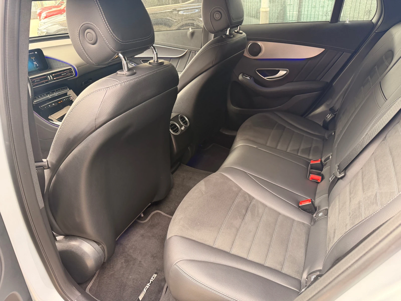Mercedes-Benz EQC AMG* ГАРАНЦИЯ до 2031год* DISTRONIC* ПОДГРЕВ* 360*, снимка 8 - Автомобили и джипове - 54513216