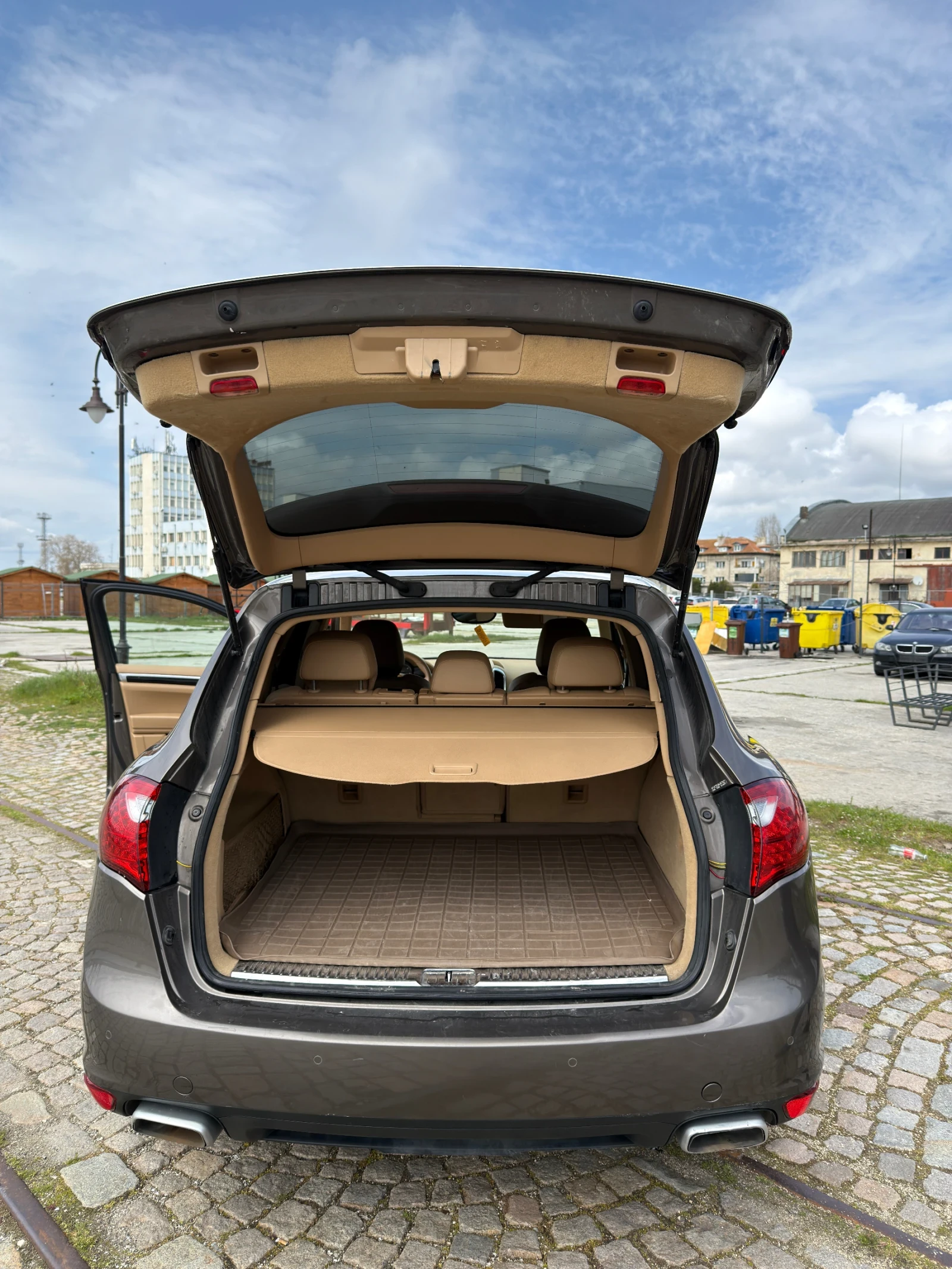 Porsche Cayenne 3.0D, снимка 11 - Автомобили и джипове - 54583379