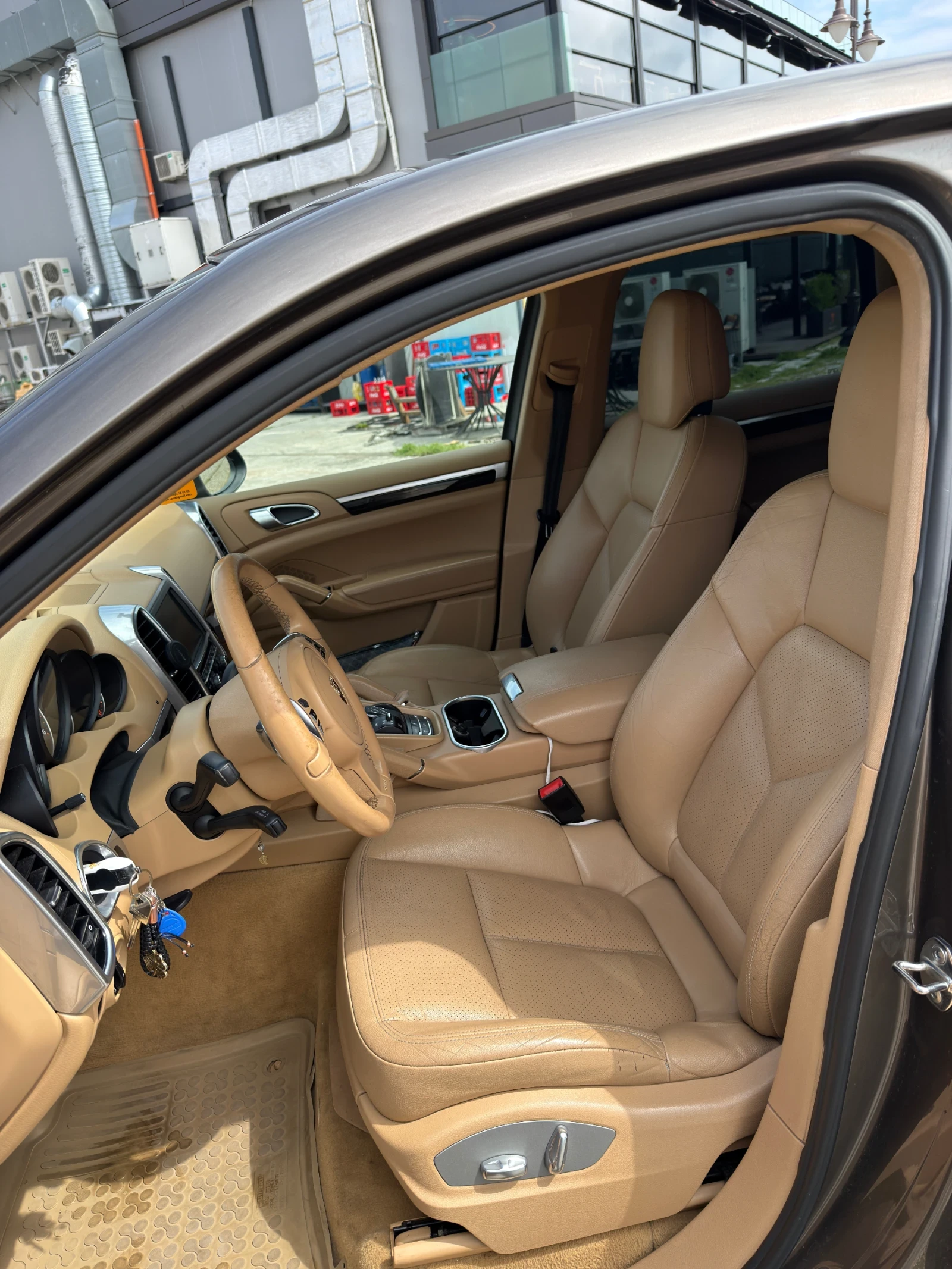 Porsche Cayenne 3.0D, снимка 7 - Автомобили и джипове - 54583379