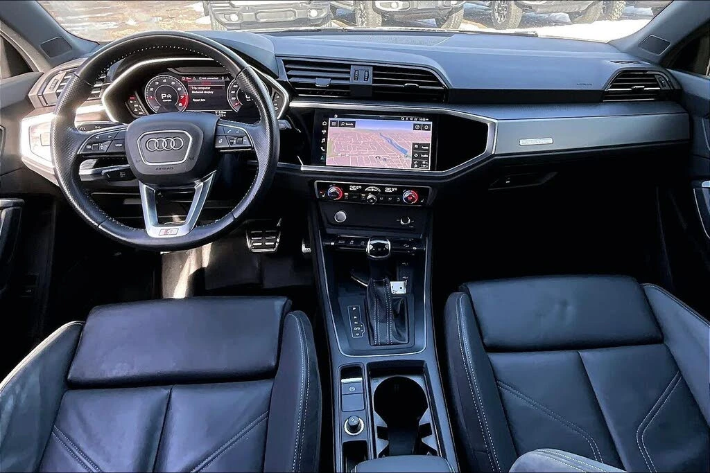 Audi Q3 QUATTRO* PREMIUM* SLINE* ДИГИТАЛНО* ТАБЛО* ПАНО* , снимка 7 - Автомобили и джипове - 54608186