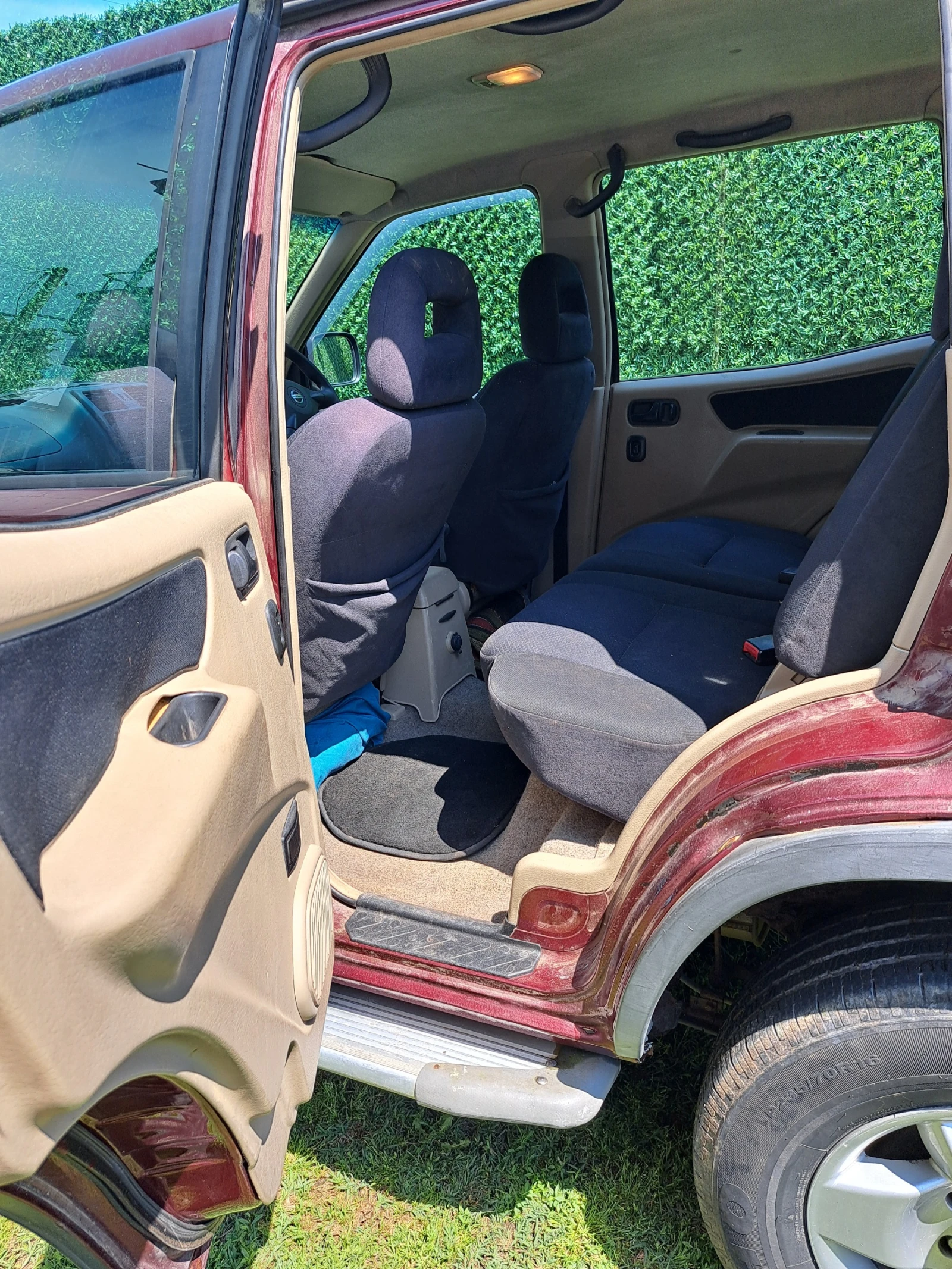 Nissan Terrano II, снимка 7 - Автомобили и джипове - 54817489