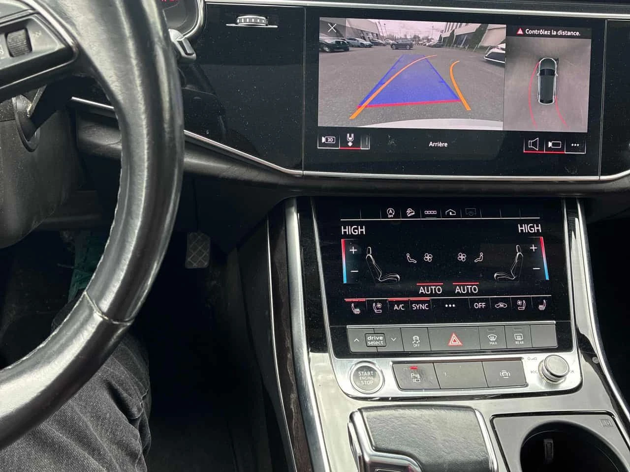 Audi Q8 Progressiv* ДИСТРОНИК* ОБДУХВАНЕ* 360* ПАНОРАМА, снимка 9 - Автомобили и джипове - 54906301