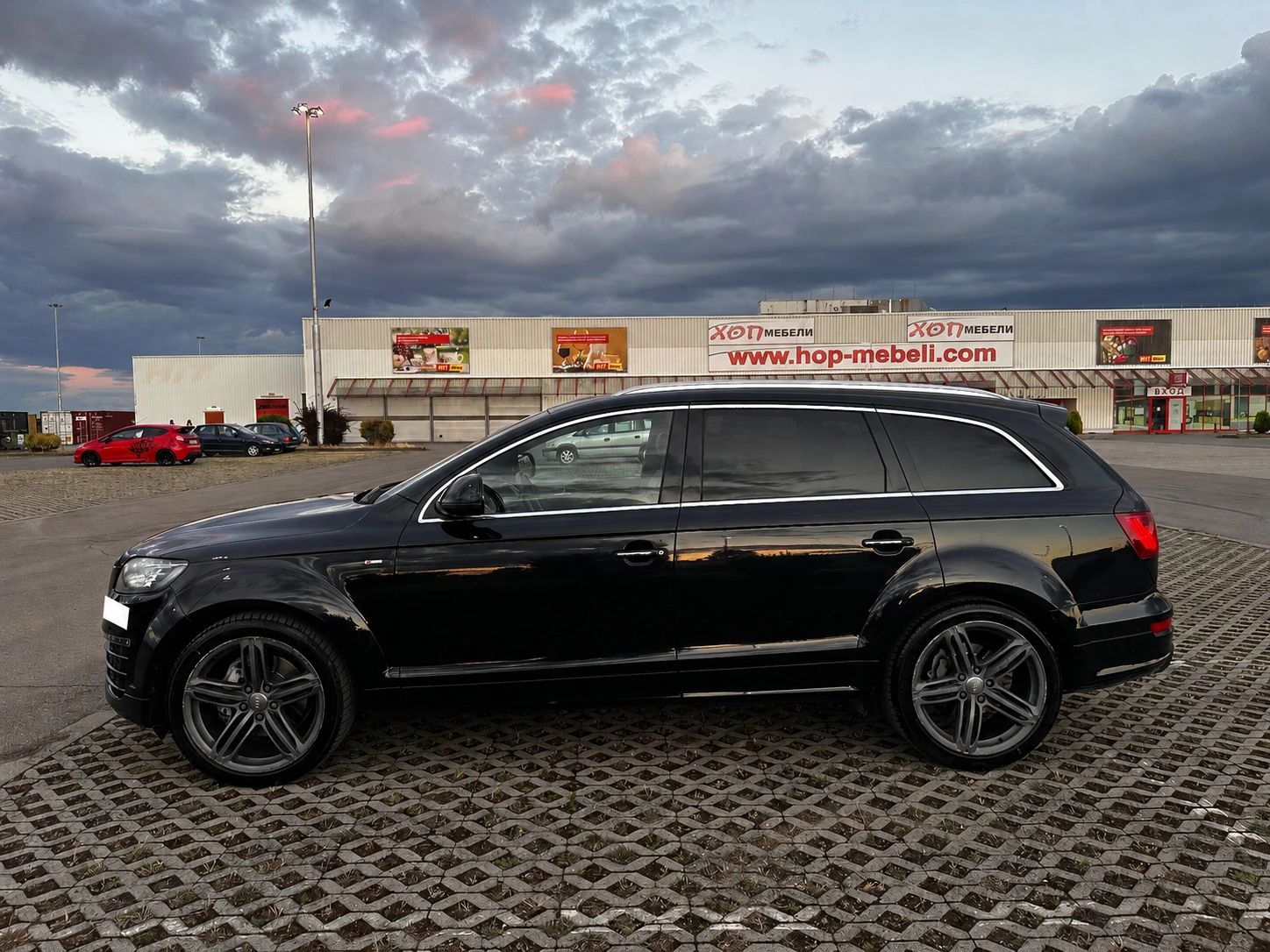 Audi Q7 ПЪРВИ СОБСТВЕНИК, снимка 4 - Автомобили и джипове - 55299848