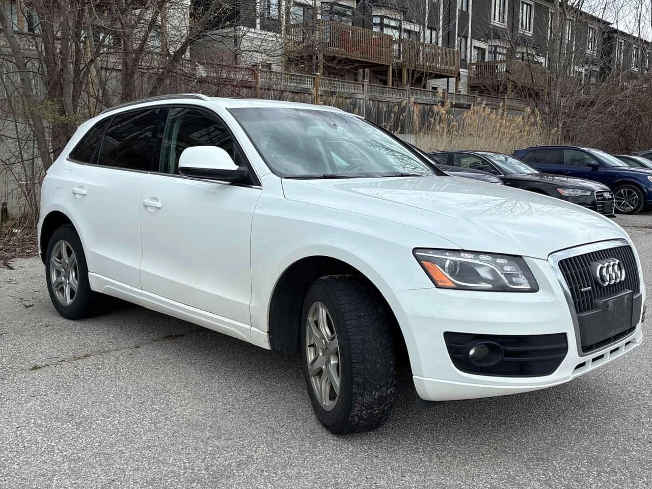 Audi Q5 * 2.0L Premium * CARFAX * ОТ ПРЕДСТАВИТЕЛСТВО * , снимка 3 - Автомобили и джипове - 55748103