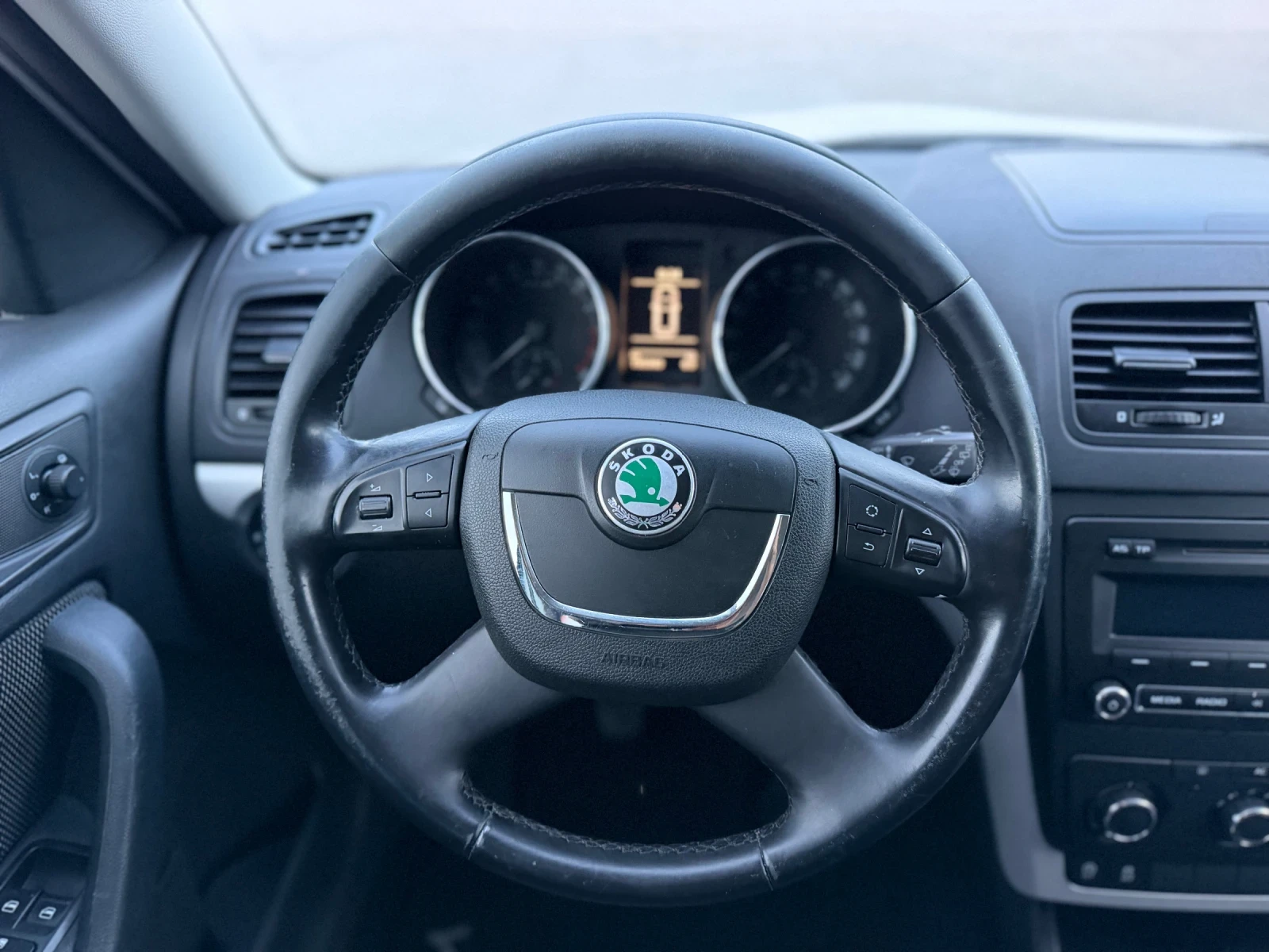 Skoda Yeti 1.6TDI �������� | Mobile.bg � ����������� 9