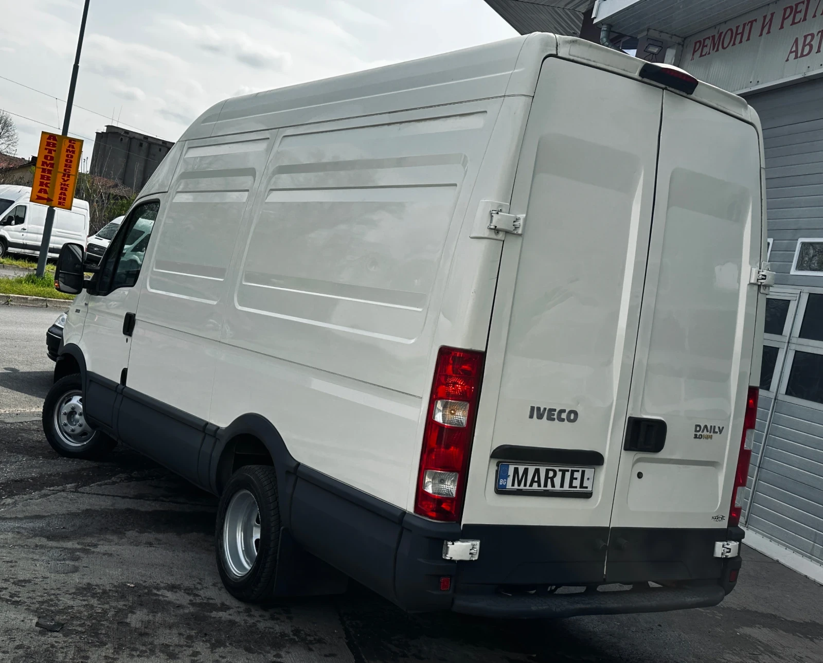 Iveco 35c15 3.0HPI / ХЛАДИЛЕН / DAILY 35C15, снимка 6 - Бусове и автобуси - 54217615