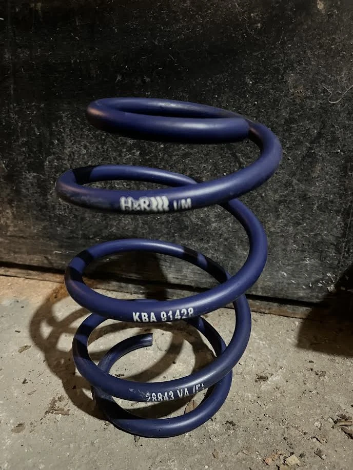 Голф 7  бензинова помпа пружини , снимка 10 - Части - 54187734