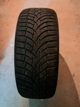      215/45R17