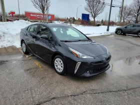 Toyota Prius LE AWD-e , снимка 3 - Автомобили и джипове - 53636368