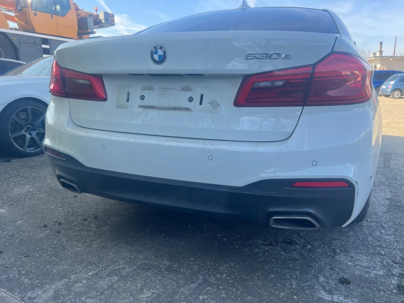 BMW 530E 80 000 km Хибрид , снимка 6 - Автомобили и джипове - 44497987