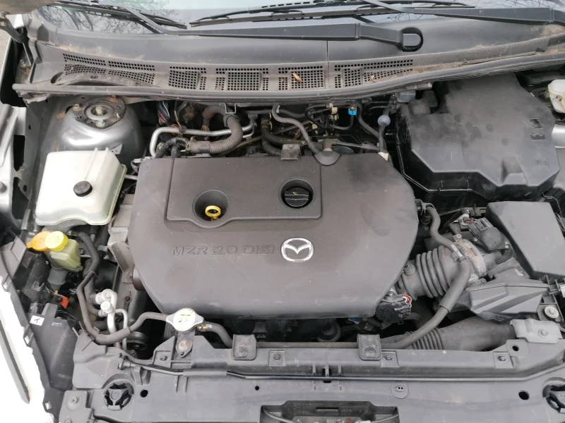 Mazda 5 2.0 Швейцария Full, снимка 16 - Автомобили и джипове - 48212677