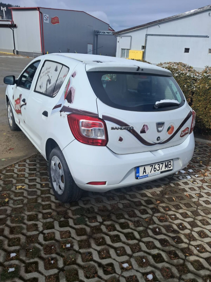 Dacia Sandero, снимка 4 - Автомобили и джипове - 48625988