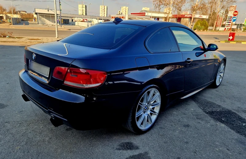 BMW 320 D M-pack, снимка 4 - Автомобили и джипове - 48969626